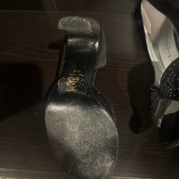 Apostrophe women's black pumps size Size 7.5 From SEARS Rhinestones Open Sides - Picture 8 of 11